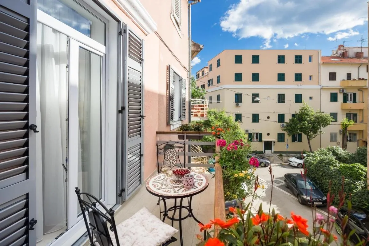 Image 5 of Luxury Apartment Luce