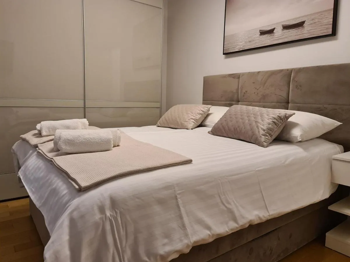 Image 6 of Luxury Apartment Petra