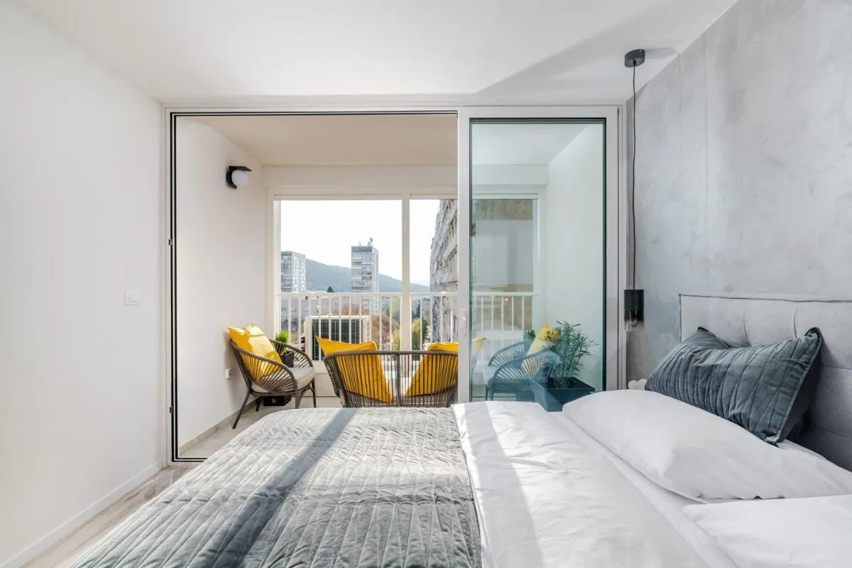 Image 6 of Luxury Apartment Sandra