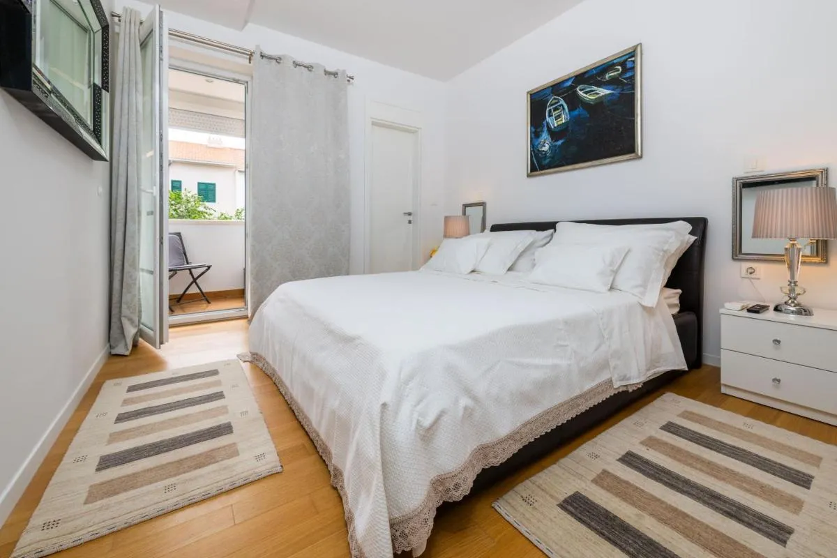 Image 1 of Luxury Apartment Set