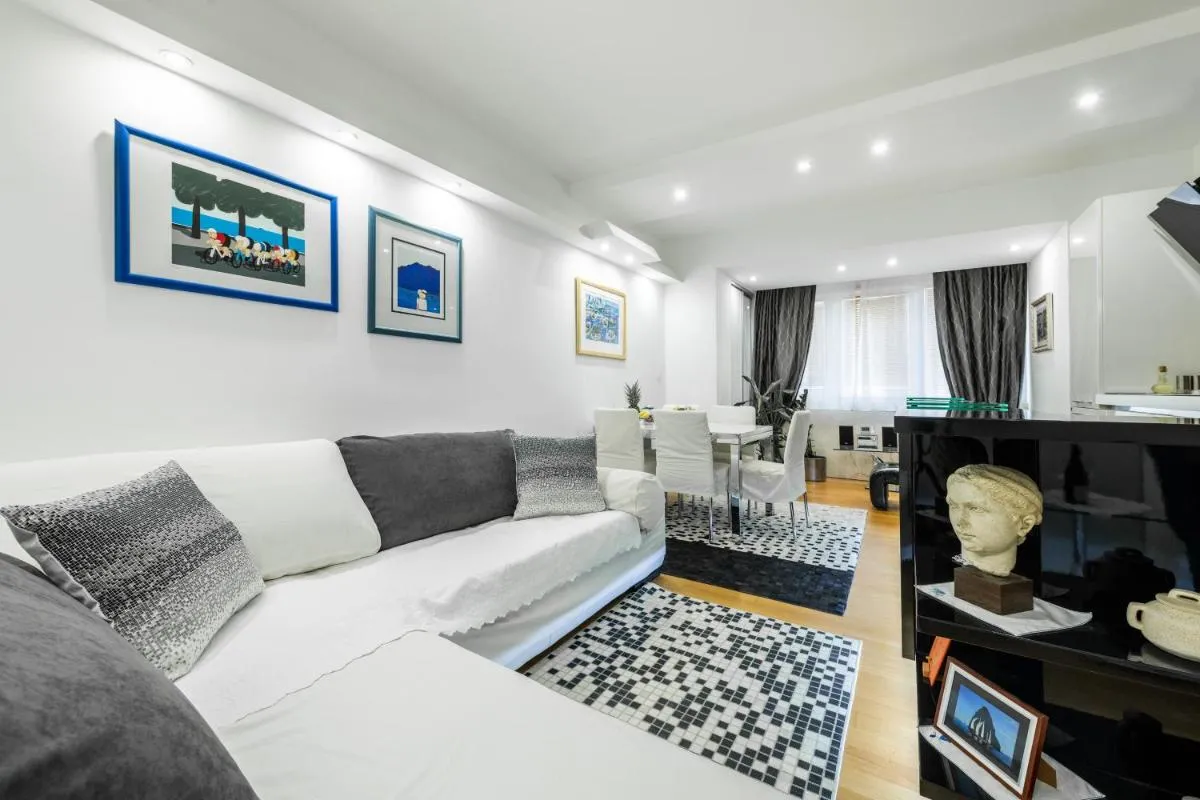 Image 4 of Luxury Apartment Set