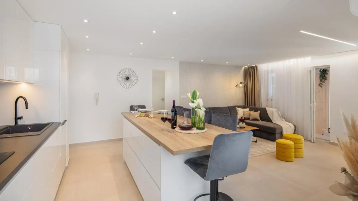 Image 3 of Luxury Apartment Silvery in Split center with jacuzzi, sauna and parking