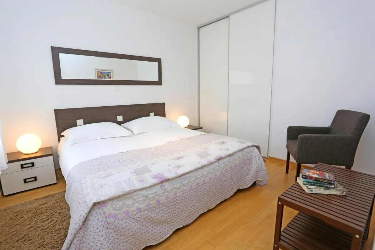 Image 1 of Luxury Apts Leone Split Centre
