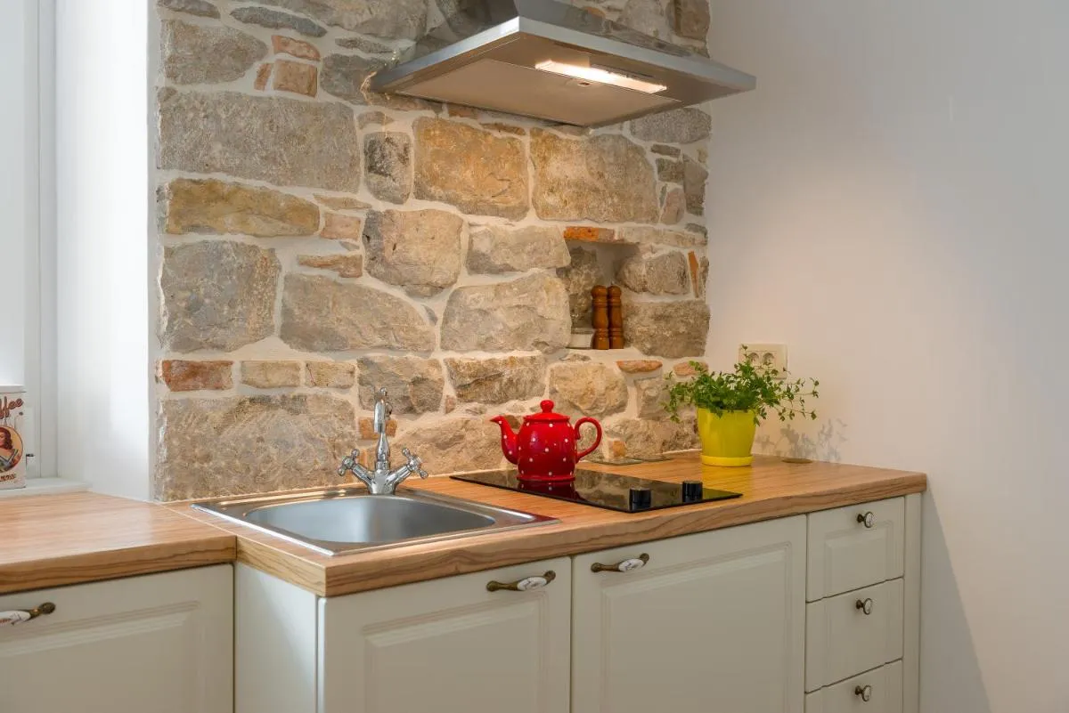 Image 2 of Luxury Boutique Apartment Stone Palace