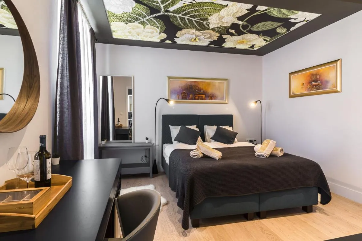 Image 1 of Luxury Rooms 7heaven City