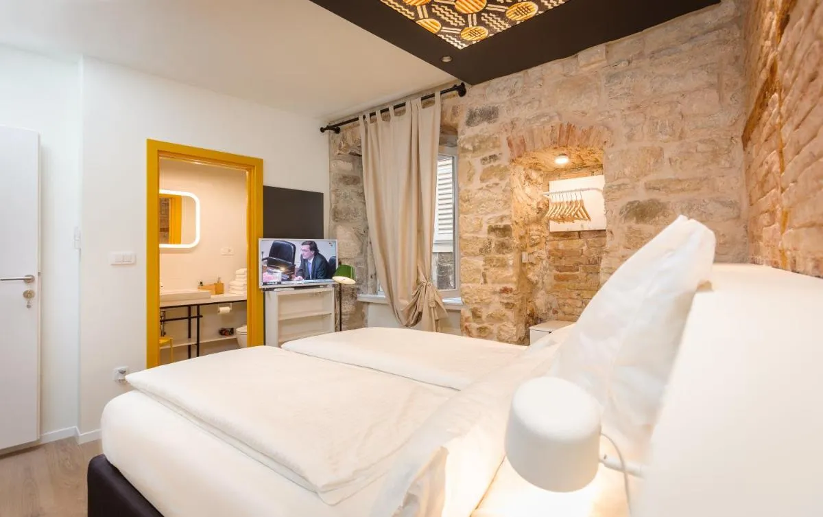 Image 4 of Luxury Rooms Bajamonti