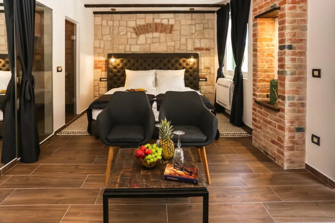 Image of Luxury Rooms Dino