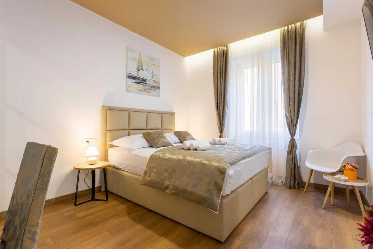 Image 6 of Luxury Rooms Fetivi