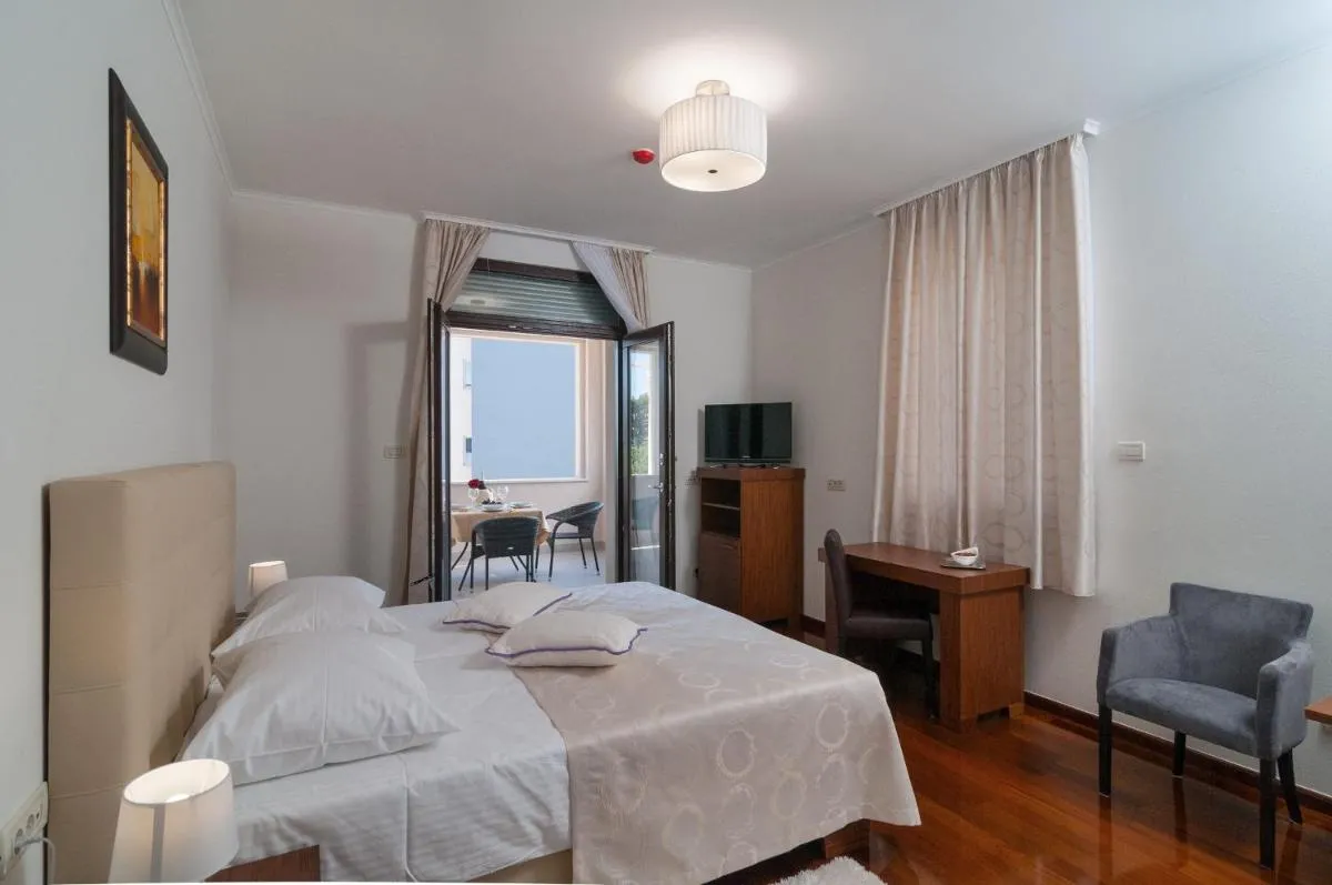 Image 1 of Luxury Rooms Near the Beach