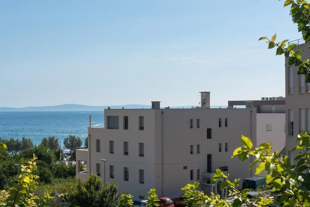Image 3 of Luxury Rooms Near the Beach3