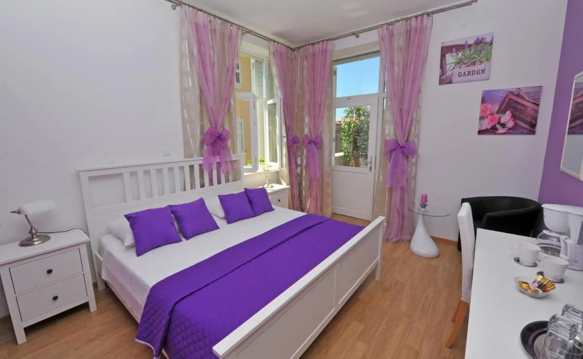 Image of Luxury Rooms Nirvana