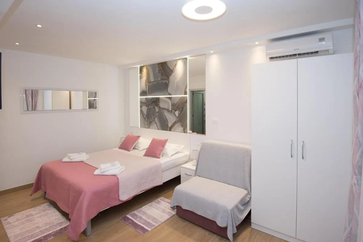 Image 6 of Luxury Studio Apartment Honeymoon