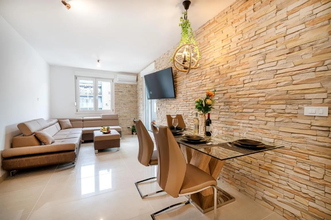 Image of Luxury and modern apartment on the main beach