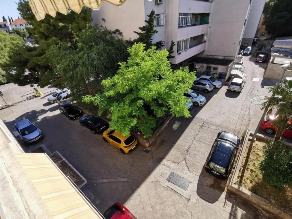 Image 5 of Luxury apartment Galant 1