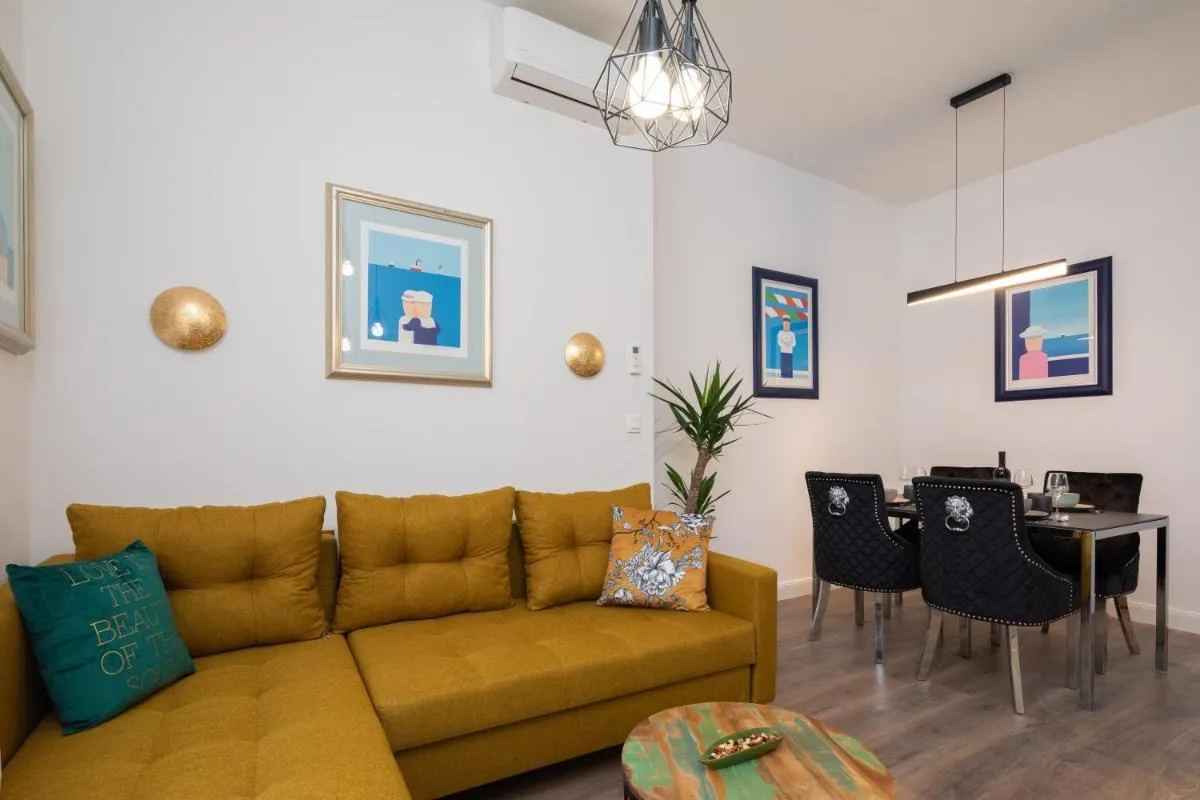 Image 1 of Luxury apartment Toni
