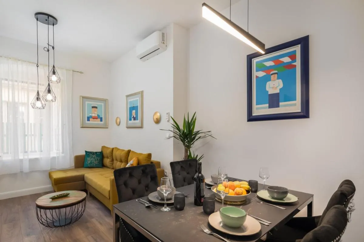 Image 2 of Luxury apartment Toni
