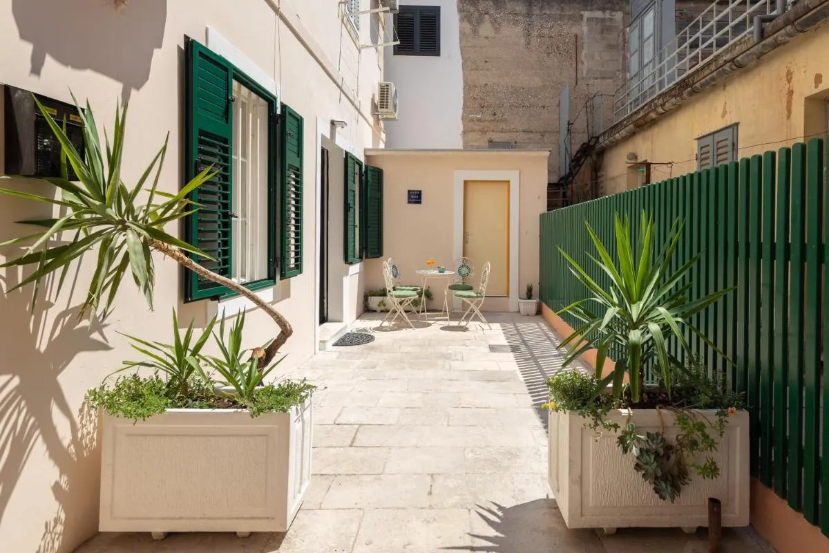 Image 3 of Luxury apartment Toni