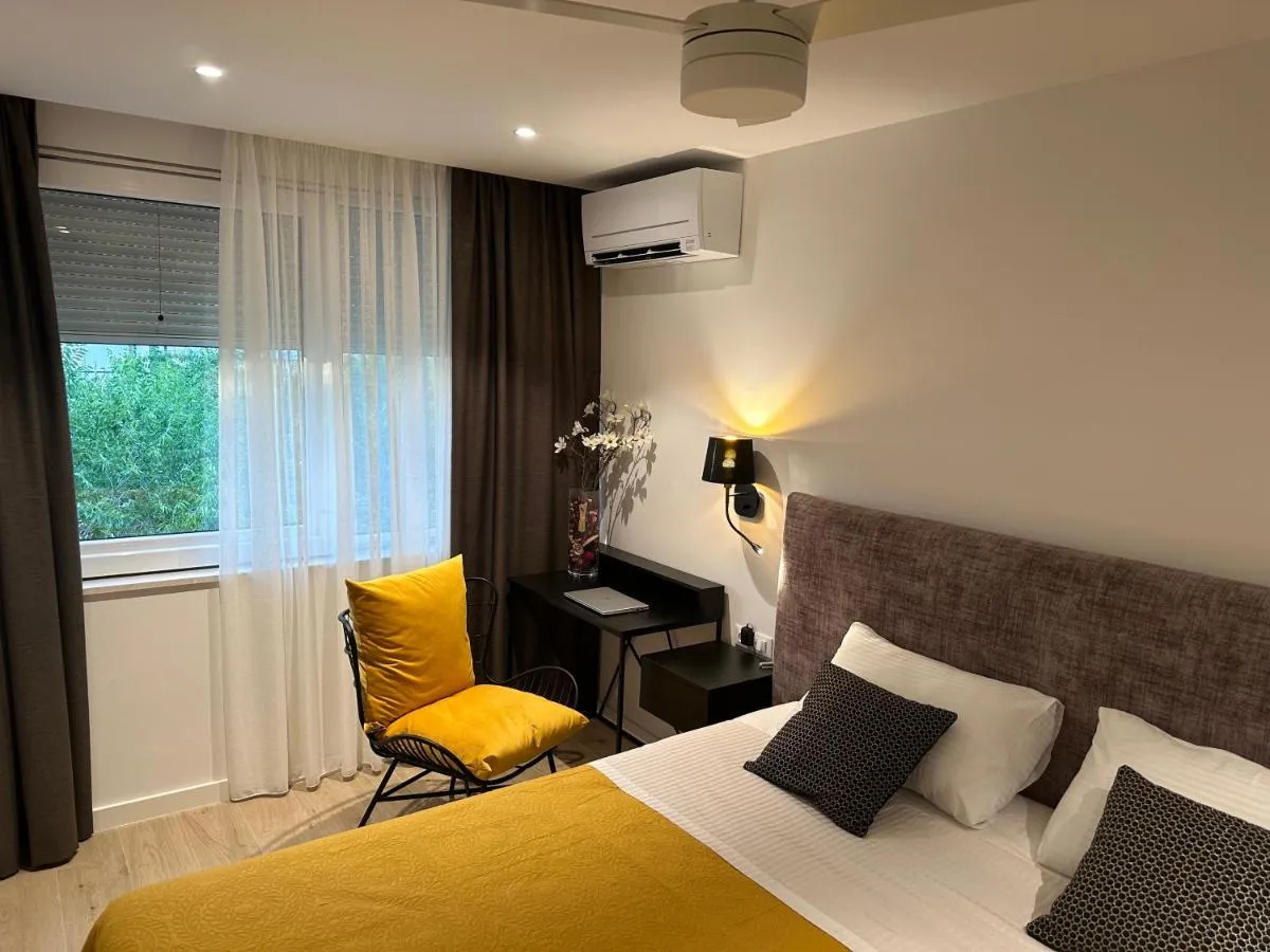 Image 1 of Luxury spacious apartment Maringo