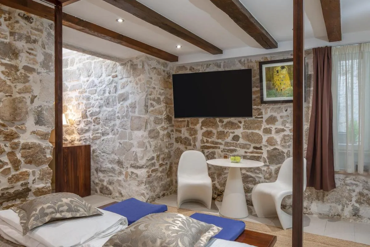Image 4 of Luxury spacious studio in the heart of Split