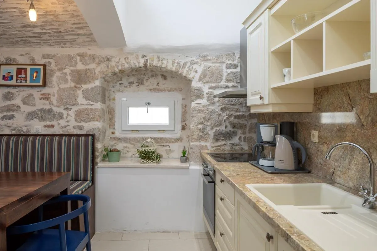 Image 2 of Luxury spacious studio in the heart of Split