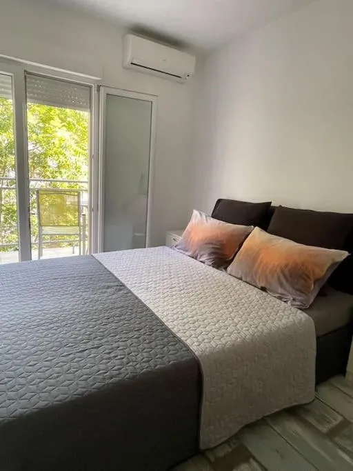 Image 6 of MarElla Bačvice Beach Apartment