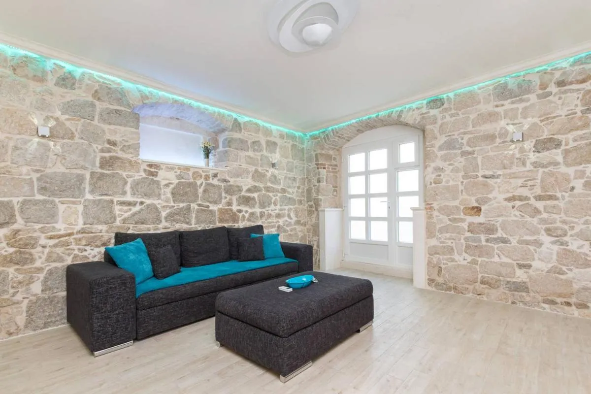 Image 4 of Modern apartment Rino