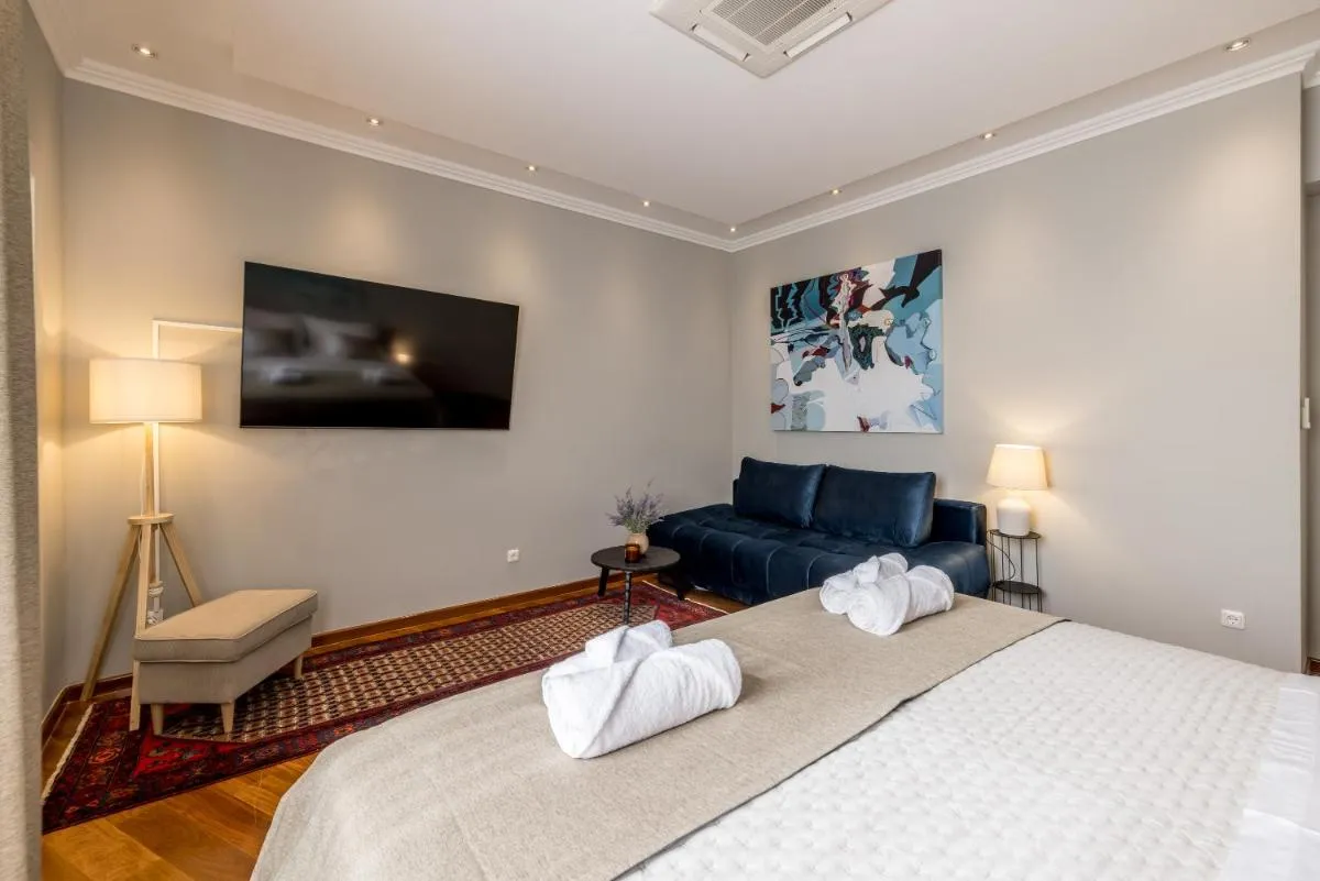 Image 2 of NEW! Elegant downtown suite – Casa Kaja