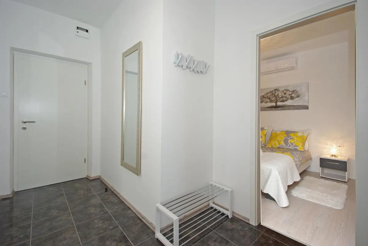 Image 2 of “NM” Luxury apartments
