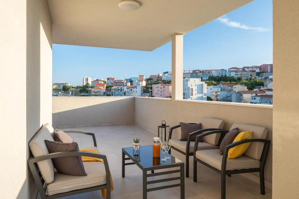 Image 5 of New luxury 3-bedroom penthouse with huge terrace