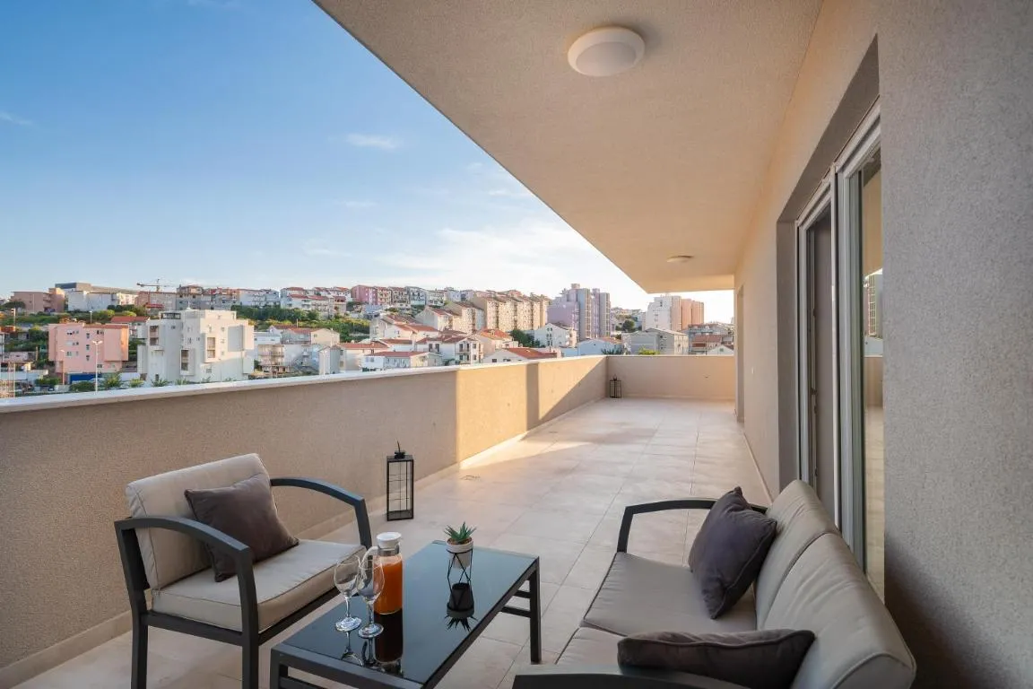 Image of New luxury 3-bedroom penthouse with huge terrace