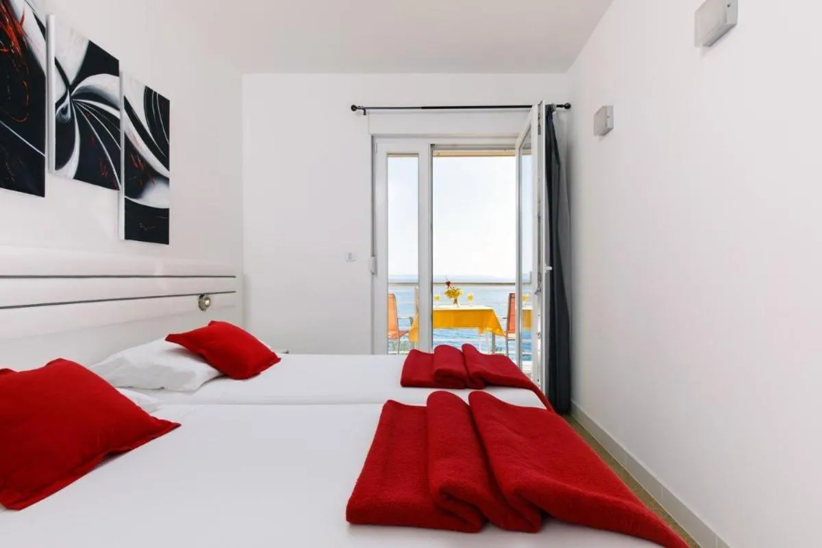 Image 1 of Nice apartment with a sea view