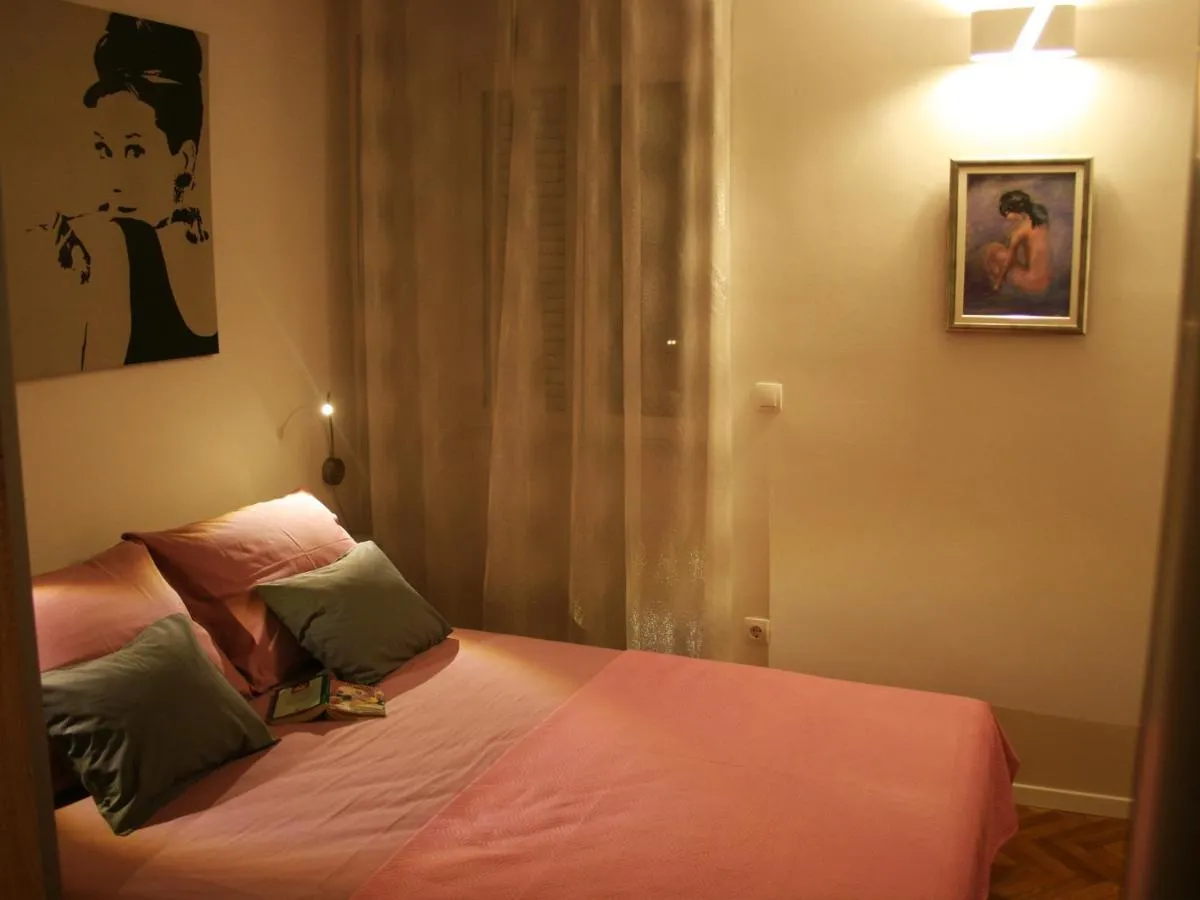 Image 4 of Old City Center Suite