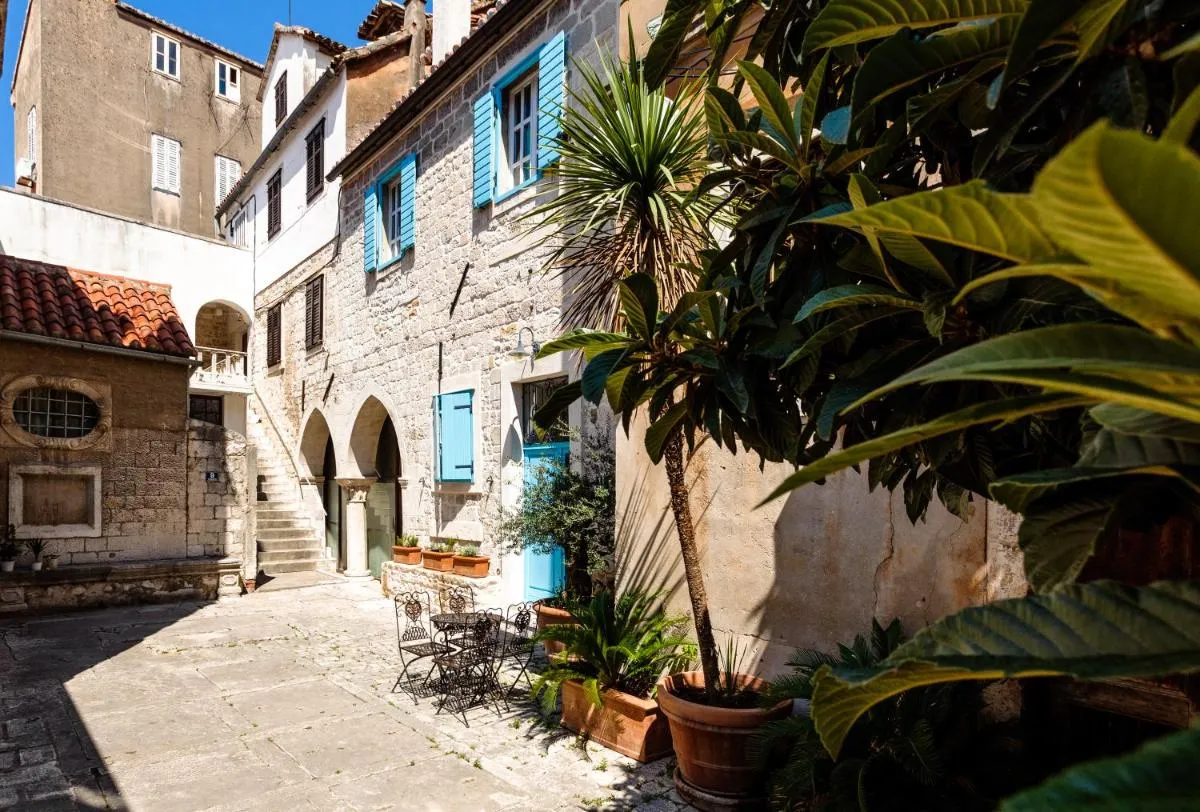 Image 4 of Old Town Luxury House