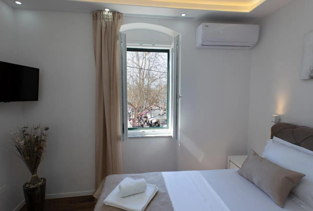 Image 6 of Old town apartment Anamarija