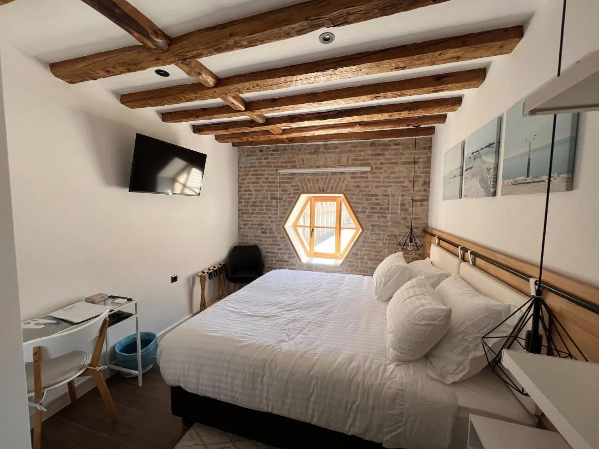 Image 5 of On the Square Suites