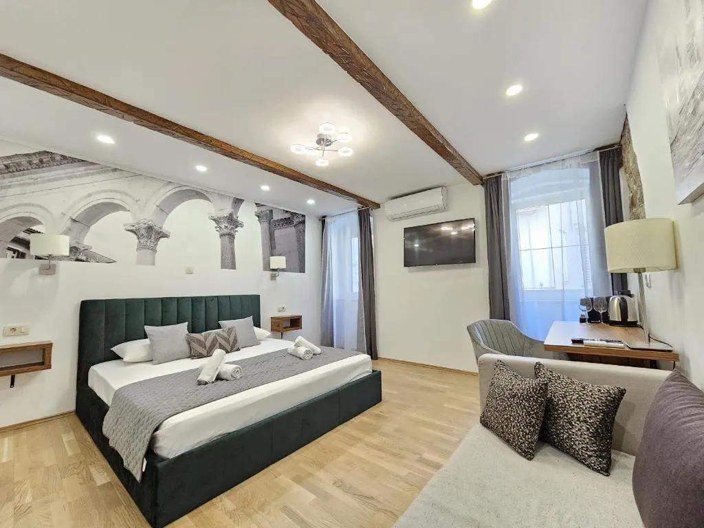 Image of Palace Luxury Room