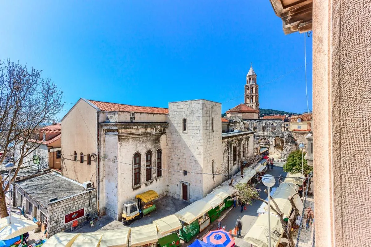 Image 5 of Palace Porta Argentea apartments