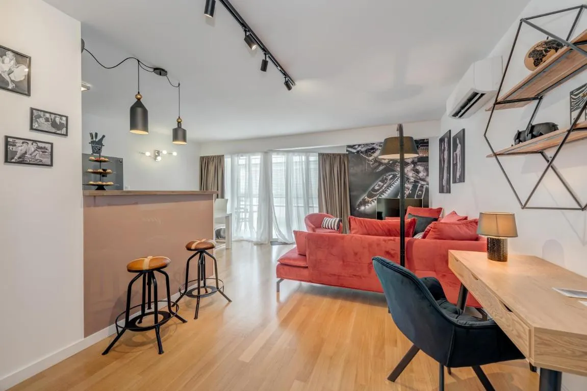 Image of Paparazzi Apartment