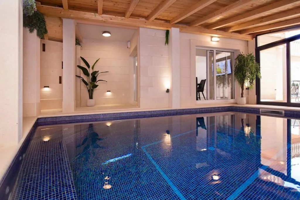 Image of Paradise House Split