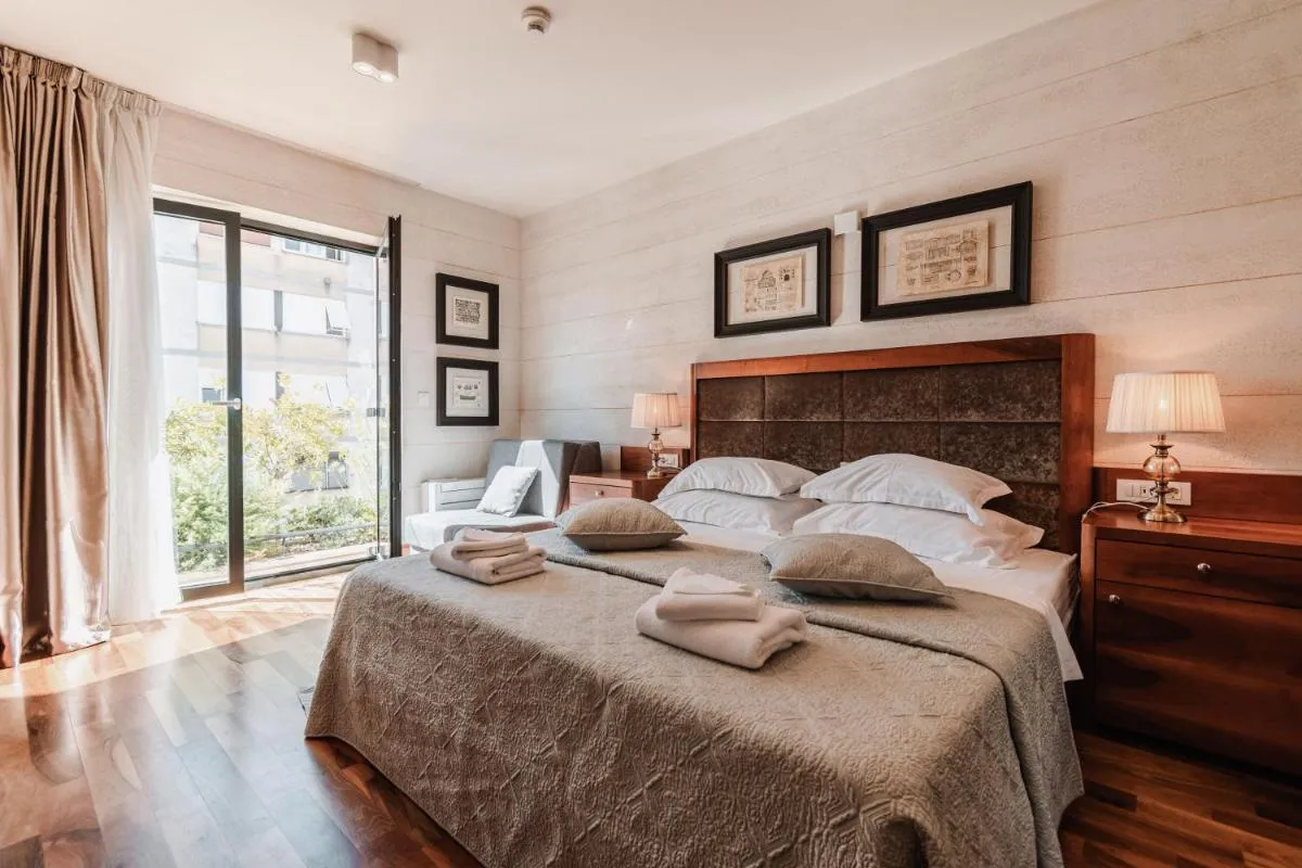 Image 1 of Penthouse Vinci
