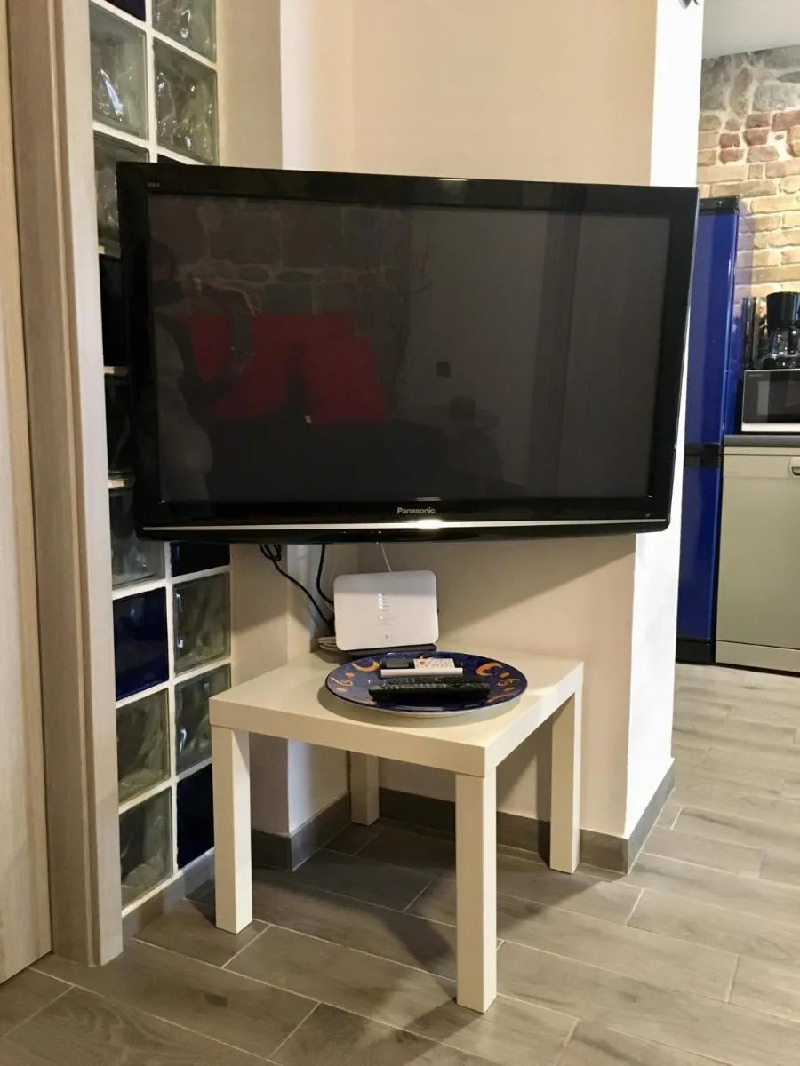 Image 4 of Plaza Stone Apartment