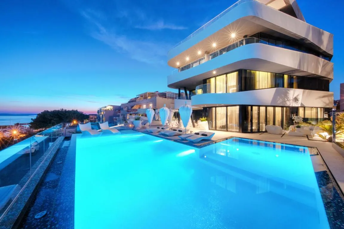 Image of Posh Residence Luxury Suites