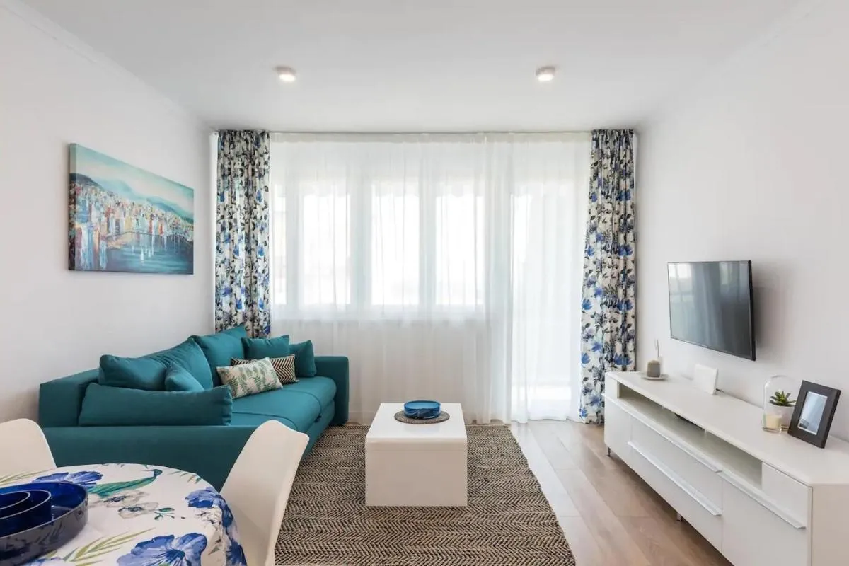 Image 4 of Relax & Recharge SEA VIEW Apartment