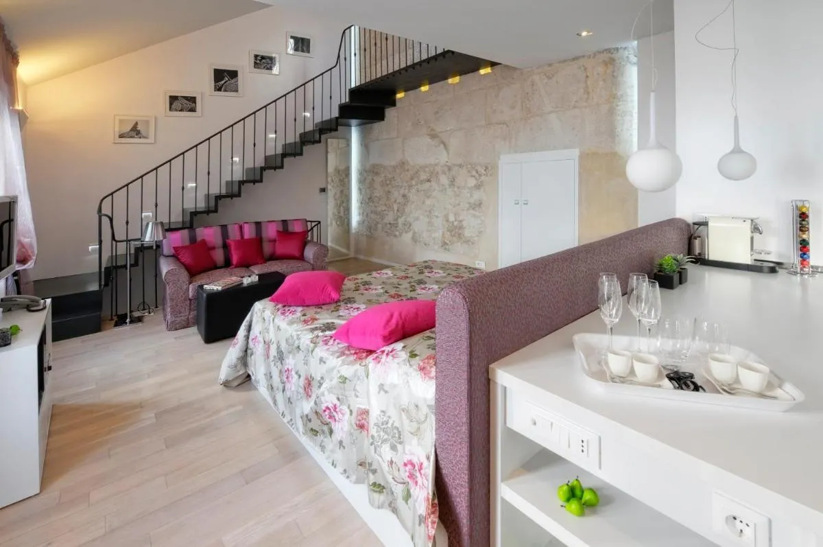 Image 2 of Riva Luxury Suites