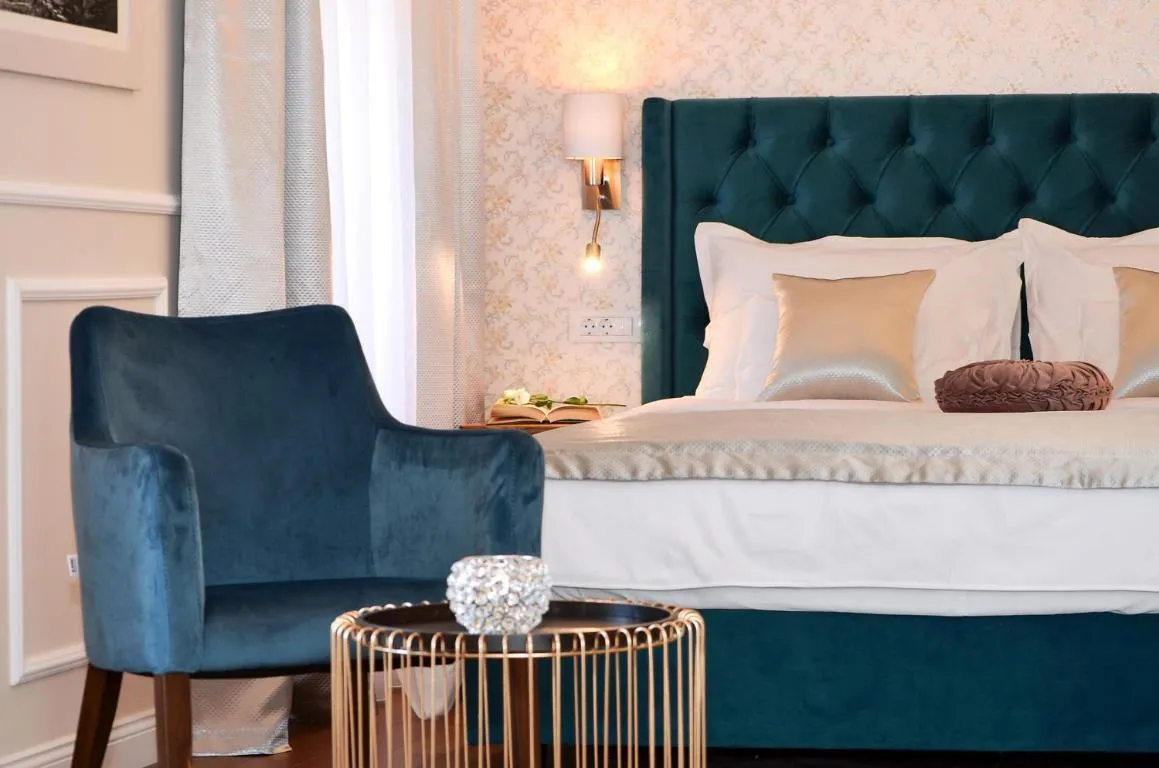 Image of Rooms Valery