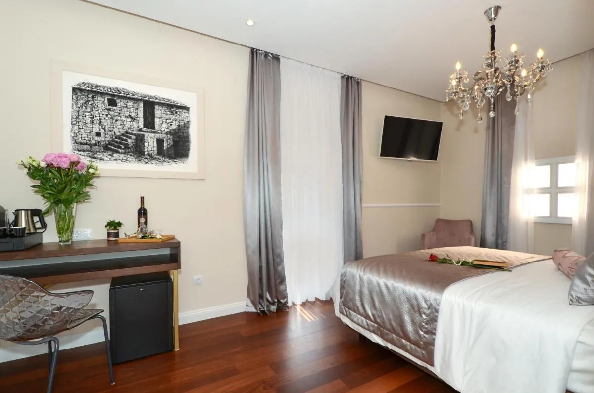 Image 4 of Rooms Valery
