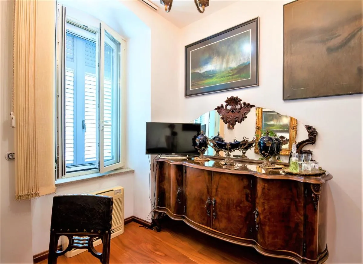 Image 4 of Royal Heritage Apartment in Split center
