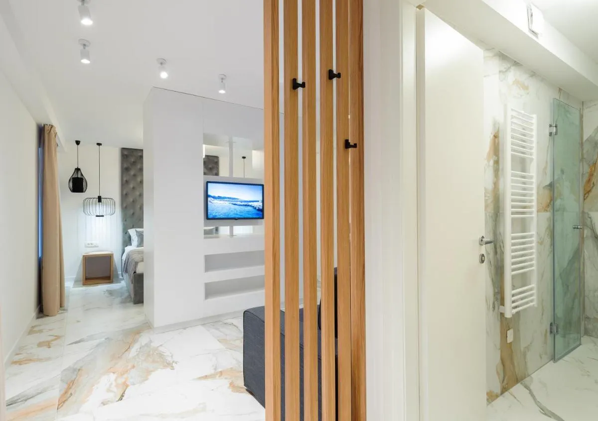 Image 2 of Royal Luxury Room