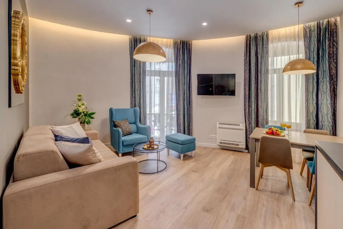 Image of Royal Theatre Apartment