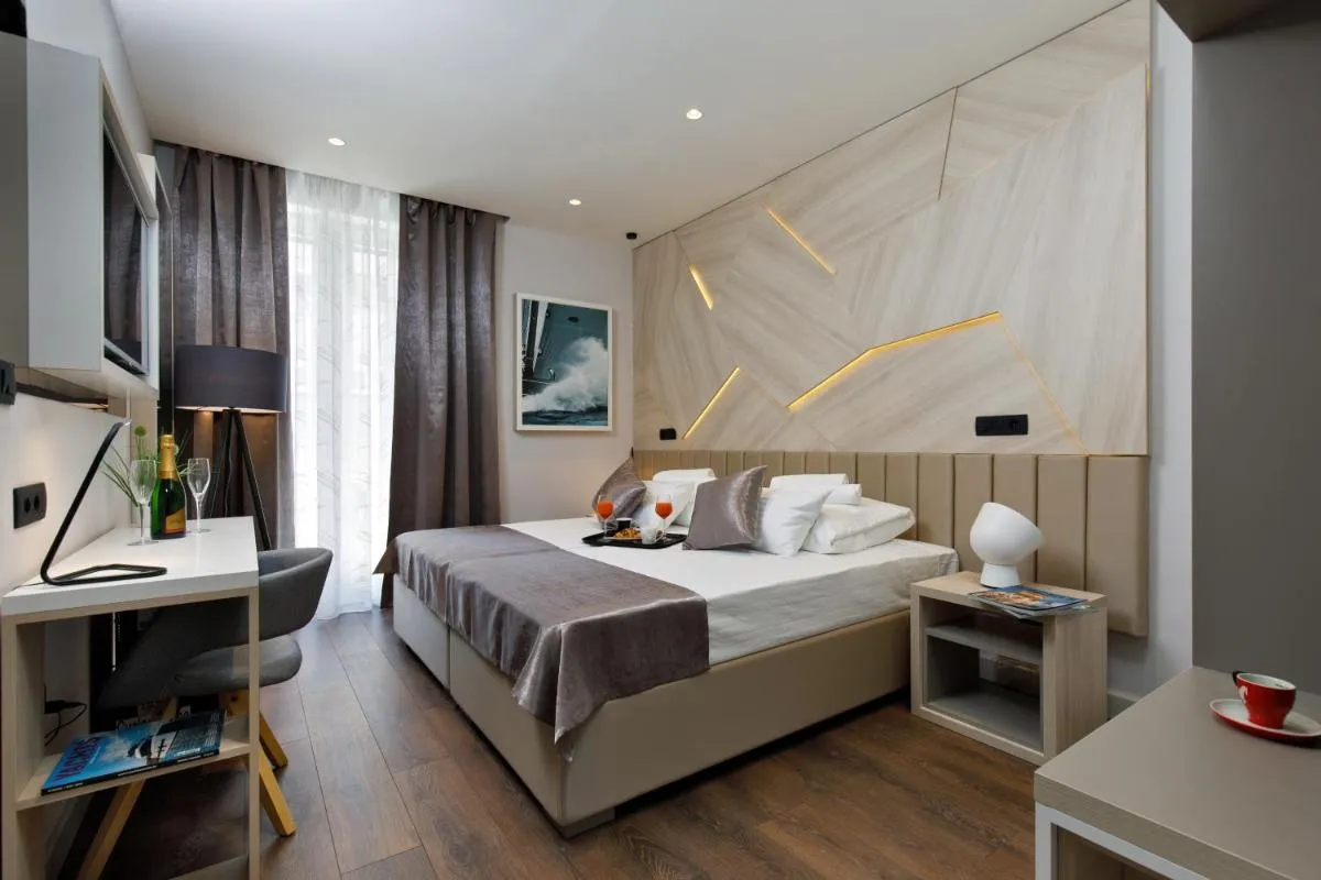 Image 1 of Sailor Boutique Rooms